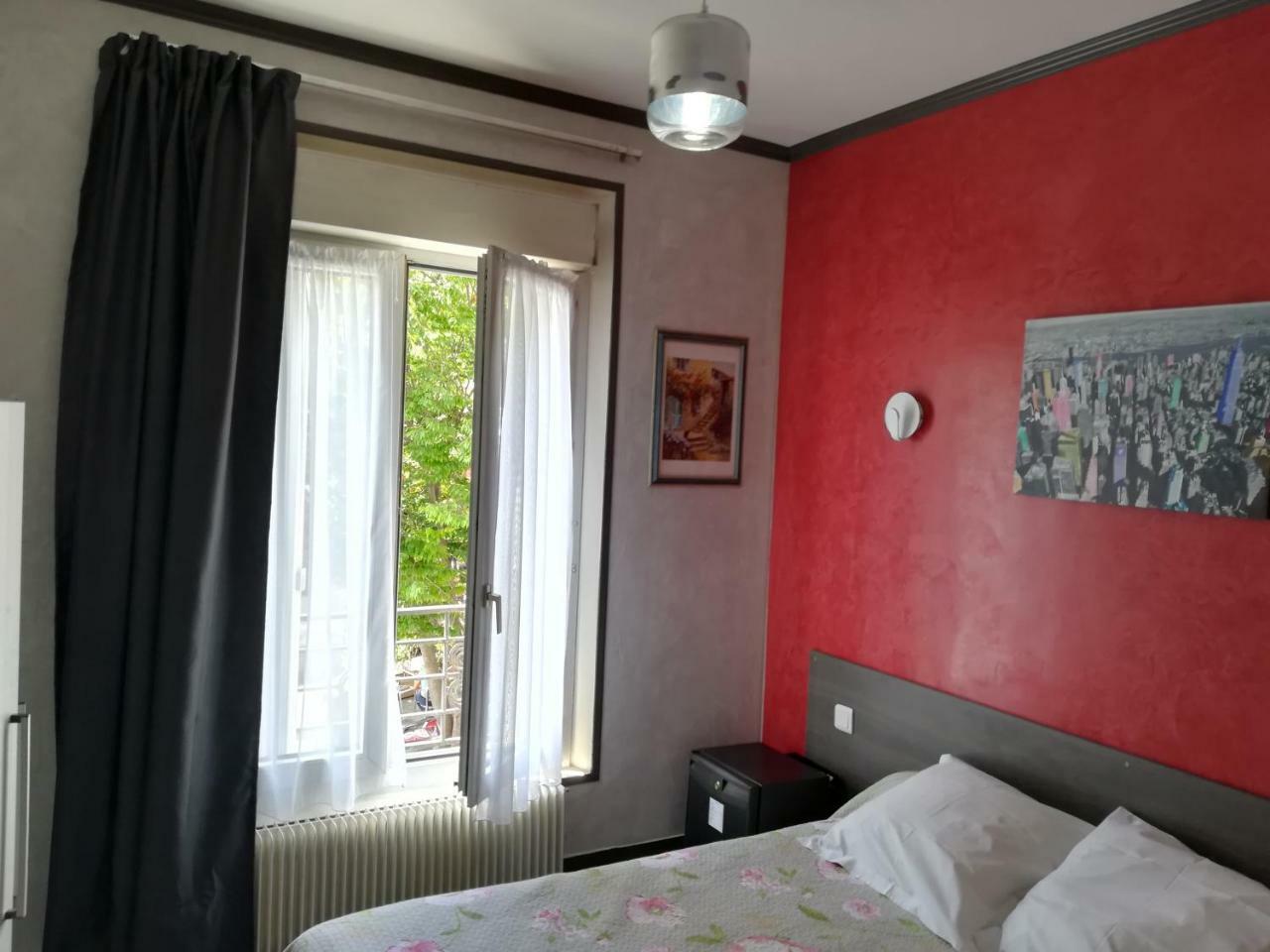Hotel Moderne Saint-Denis  Exteriér fotografie